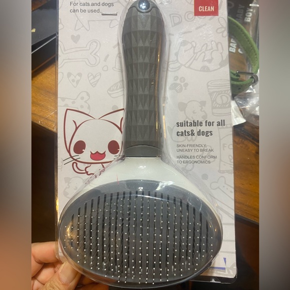 Cat/Dog Brush with extra comb pack - Picture 2 of 11